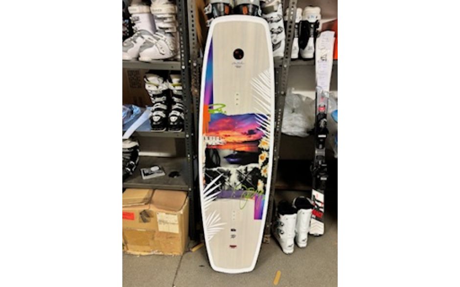 Hyperlite Wakeboard Ladies Aries 146 USATA